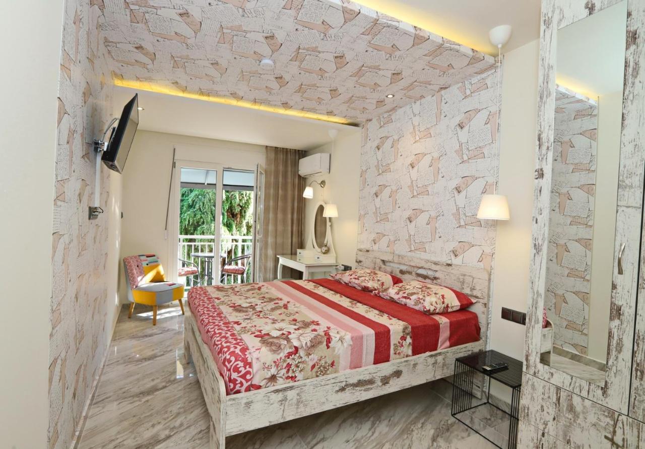 Villa Center *