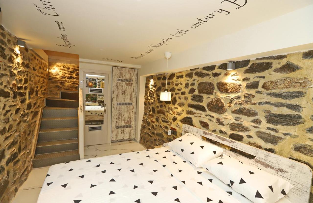 Villa Center Kavala