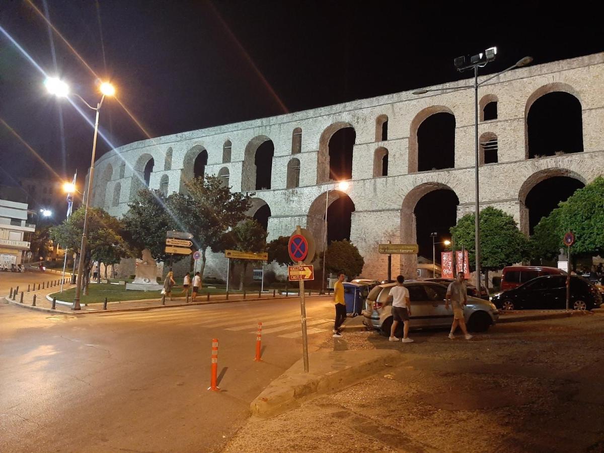 Center Villa